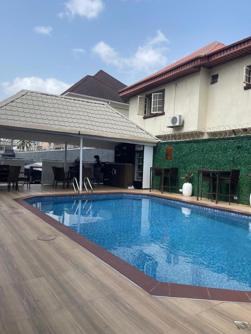 Presken Hotel @Villa Ikeja Esterno foto