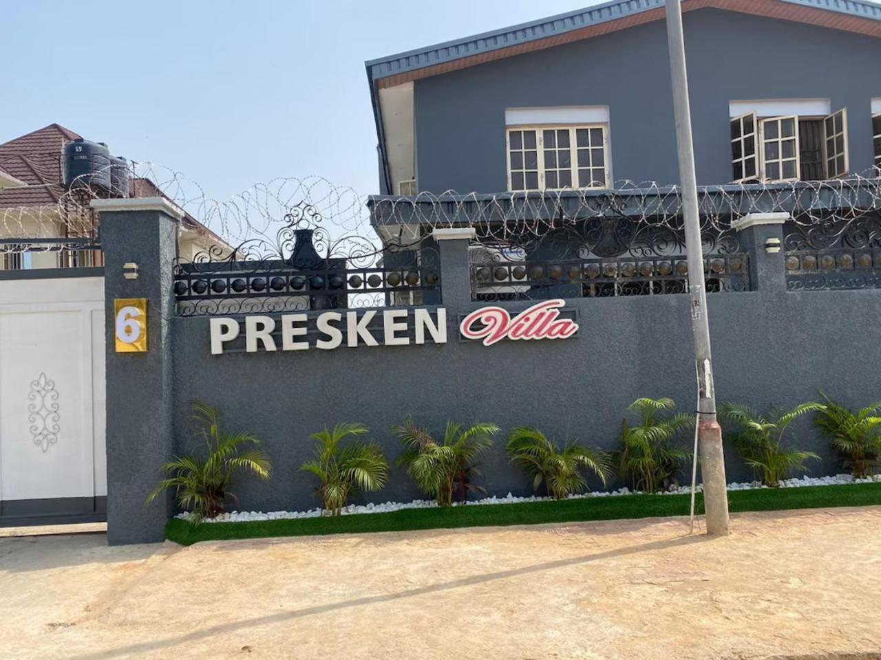 Presken Hotel @Villa Ikeja Esterno foto